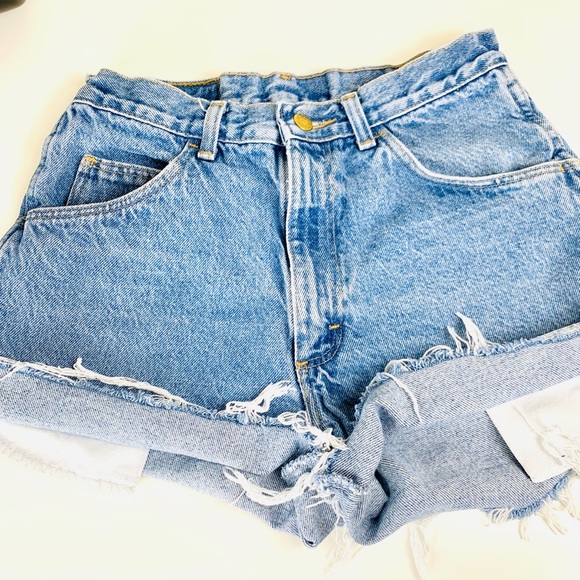 Wrangler Pants - Vintage High Rise Wrangler Cutoff Jean Shorts!